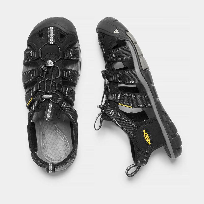 Keen Clearwater Cnx Mens Hiking Sandals Black Online NZ (2304-YKRAB)